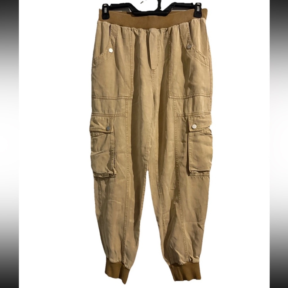 Anthropologie Women’s Khaki Cargo Joggers